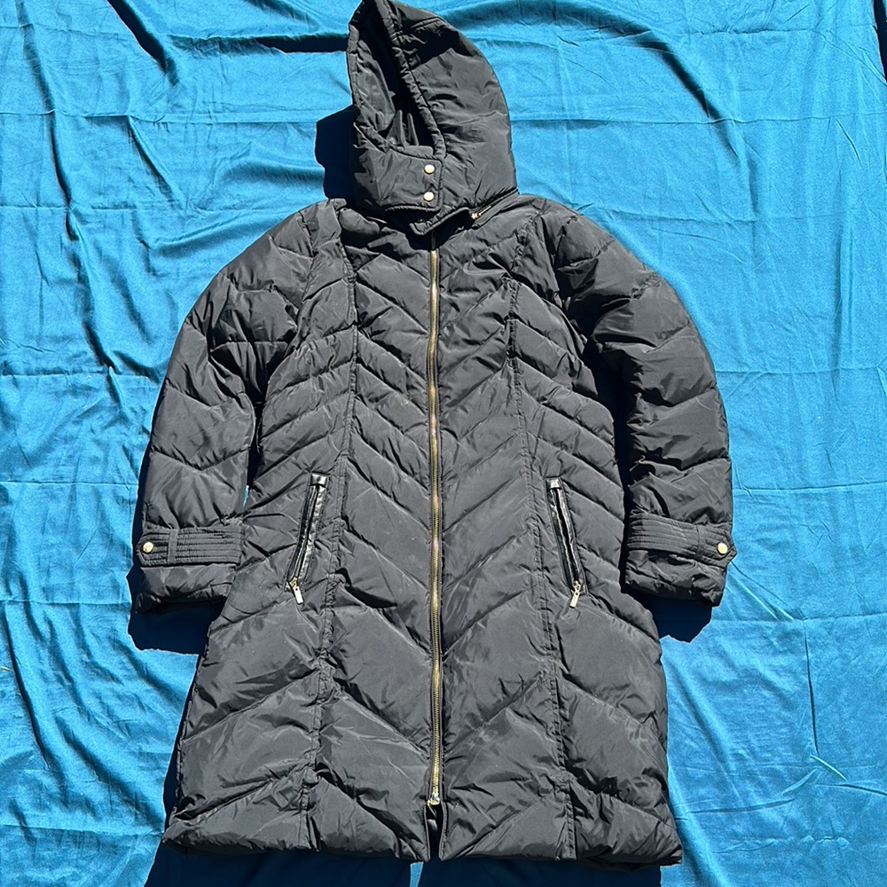 Cole Haan Signature long puffer coat with detachable hood Black w gold accent M